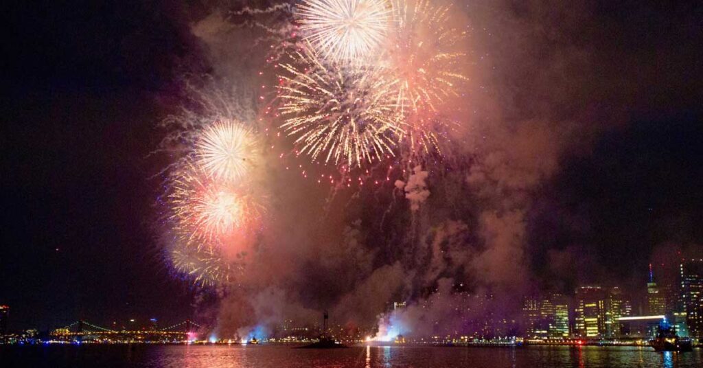 NYC july 4th fireworks